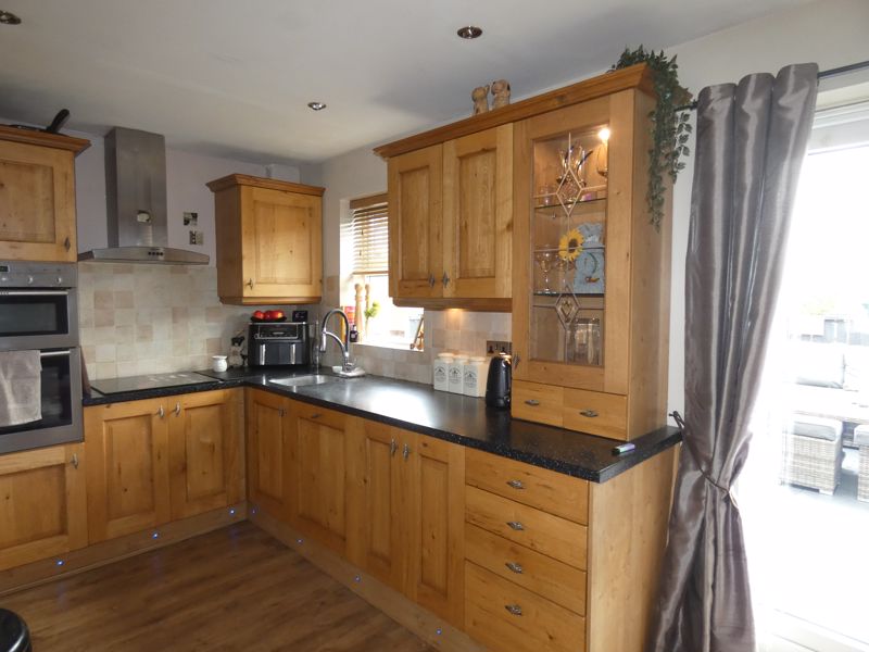 Kitchen- click for photo gallery